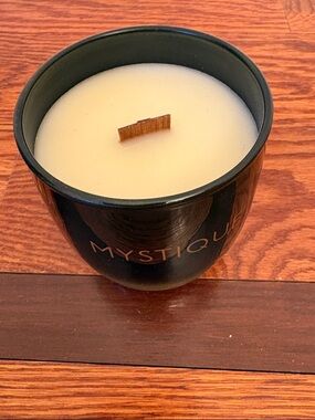 Stoneglow Mystique Boutique Green Glass Wood-Wick Candle